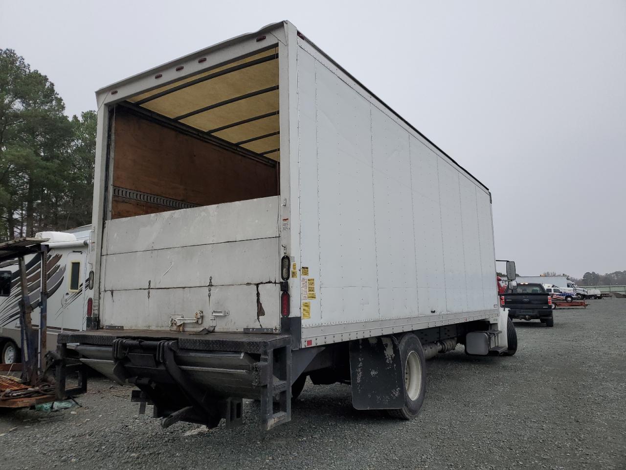 2014 FREIGHTLINER M2 — VIN 3ALACWDT0EDFV3997 — photo 4